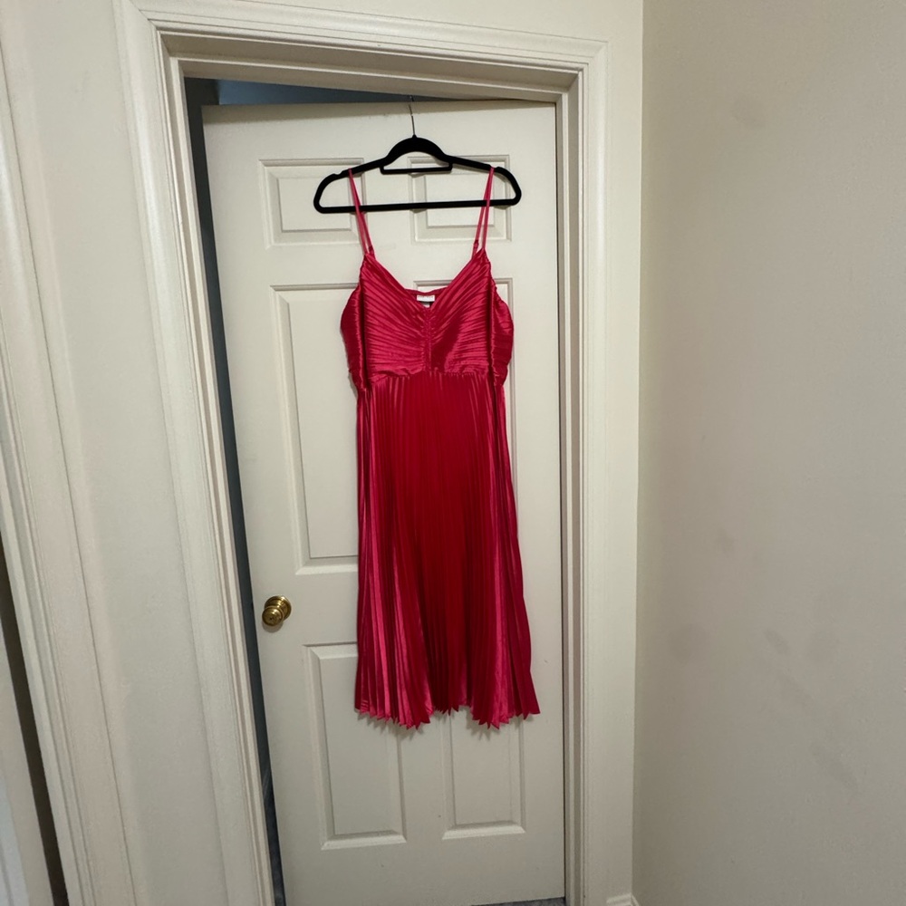 Ava & Viv Red Pleated Midi Dress